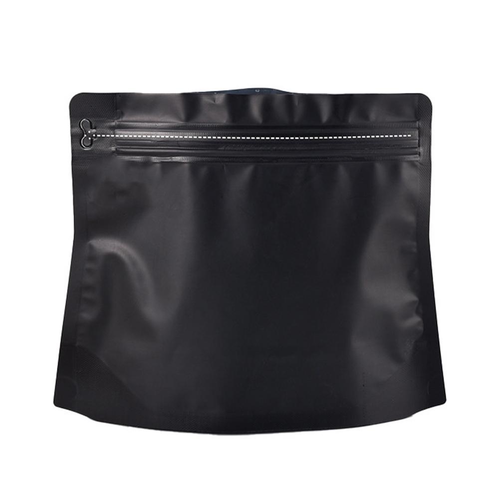 Self-sealing bag