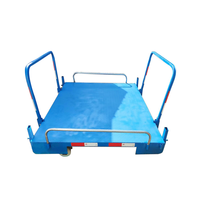 Flatbed truck
